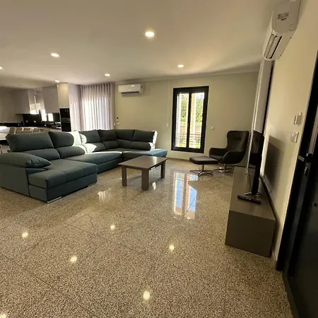 Holiday home Belle Et Grande Maison Parada Braganca Portugal *