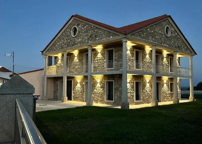 Belle Et Grande Maison Parada Braganca Portugal Bicas